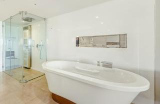 2 Mins to Beach with Ocean & Pool Views by Bocobay - 3