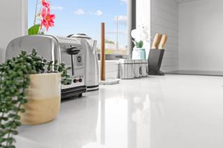 Luxury New 2Bed2Bath Minutes To CBD With Parking - Christchurch - 7