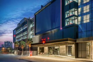 Radisson RED Hotel Izmir Point Bornova - 6