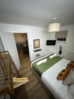 Rosern Short Stays - 3