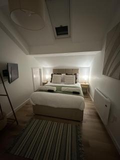 Rosern Short Stays - 1