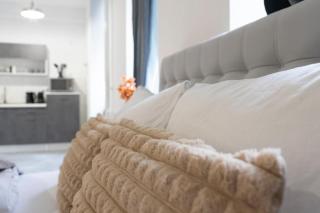 Central & Quiet I Bright Apartment in Steglitz - 6