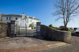 Breathtaking Views at The Bay - 4