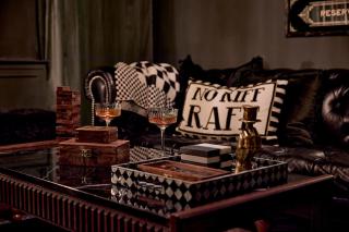 3-Bed Historic Knitters Cottage in Nottingham - 6