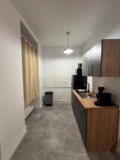 Cozy Studio Steglitz Sleeps 4 Near center - 5