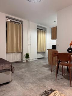 Cozy Studio Steglitz Sleeps 4 Near center - 4