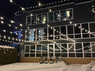 Avalon Hotel&Pool - 6