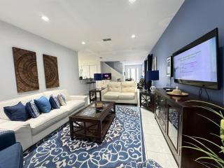 360 Pendant Ct · 360 Villa - 7BD - Pool Theme Beds by Disney - 4