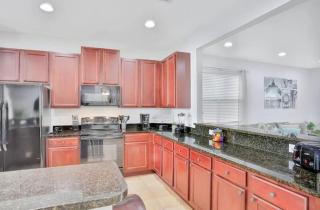 351-AFV · 351 hiden retreat 6bepoolgameroom - 5