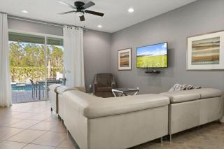 551 Villa 8BD PoolSpa - Game room Movie room - 9