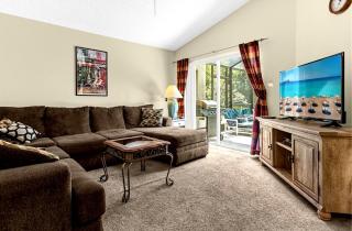 1061 Lake Berkley 4 Bed with Pool - 8