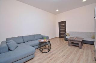 Perte House Apartment's on Spendaryan 5 street - 3