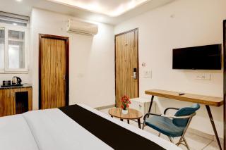 Hotel O by OYO White Grace - 3