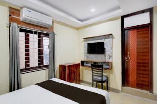 Hotel O Capital Grand Near Nehru Zoo Park - 1