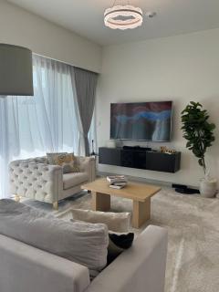 Nara The Valley 3BR Apartment, Quiet & Private Villa for Relaxation - 1