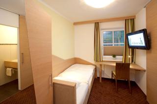 Restaurant & Hotel Waldesruh - 9