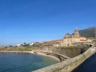 Tiny house with sunset over the ocean - 5