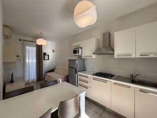 Comfy flat with two terraces and fireplace - 8