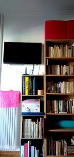 1970s Athenean Apartment - 9