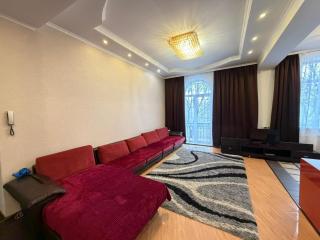 Abylai Khan 113 Central - 4