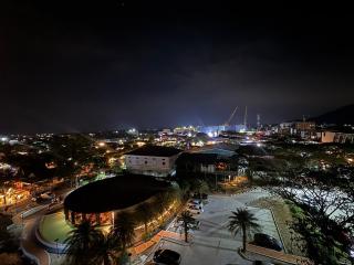 Boat Avenue Lakefront Apartments, brand new place - 3