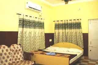 Taki Suhasini Guest House - 2