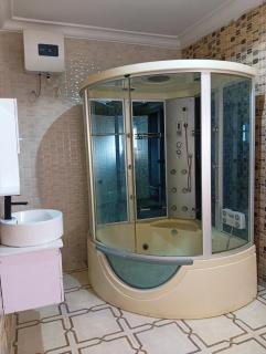 Heirloom Luxury Hotel and Apartments - 3