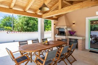 Villa Bianca - family vacation villa in rural Istria - 5