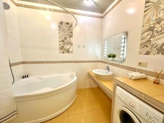 Chalenko Apartments Sea View Arcadia Palace - 5