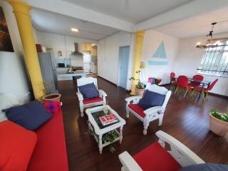 Island Style Home with rooftop jacuzzi with a view - 5