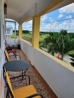 Island Style Home with rooftop jacuzzi with a view - 1