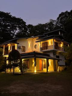 Leafy Haven Villa - 6