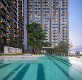 Mega Bangna Studio Retreat - 1