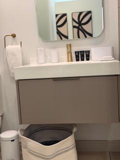 Phoenix Grandeur Gîte at One Rosebank ApartHotel - 6