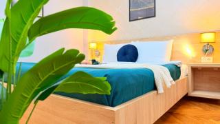 Stylish Central Accommodation - Designed for Your Perfect Stay - 0