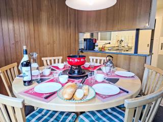 Apartment Chalet Shangri La by Interhome - 8