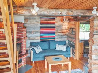 Holiday Home Alakitkajärvi- takkusalmi by Interhome - Virta - 4