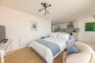 2 Bed 2 Bath Central Shoreditch Modern Flat By Spitalfields Market - 8