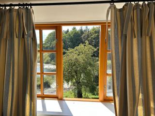 Altes Gärtnerhaus - ein Paradies direkt am Wasser - 1