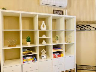 Cozy & Colourful 1Bed Apartment with Free Parking - 3