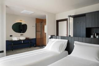 El Cielo - Rooms with Panoramic View & El Carnicero Restaurant - 8