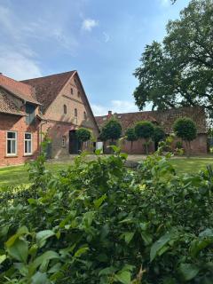 Large country house with park - 9