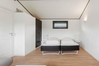 Cozy Holiday Home In Marielyst - 4