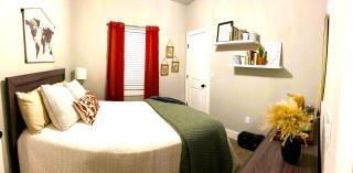 New, Mins to Glen Rose Medical Center, Stunning Kitchen, Gas Fire-Pit - 2