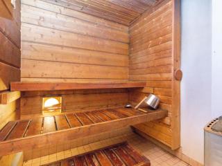 Holiday Home Hot pool cottage ainu by Interhome - 8