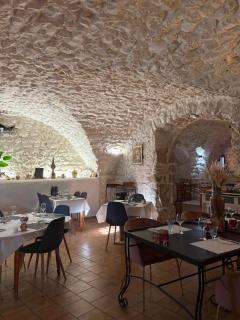 Logis Hotel Restaurant L'Esquielle - 1