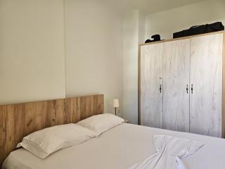 Two Bedroom Apartment With Sea View 091 - 7