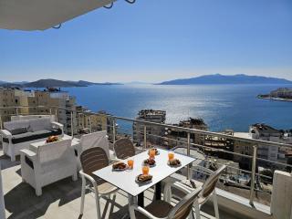 Saranda Wonderful Sea View Apartment 030 - 2