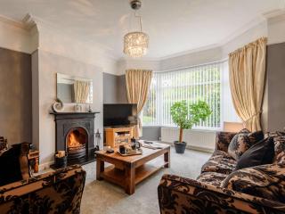 4 Bed in Llandudno 75466 - 3