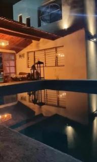 Casa con piscina y vista a la Laguna - 0